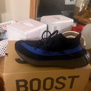 Adidas Yeezy Boost 350 V2 Black Blue